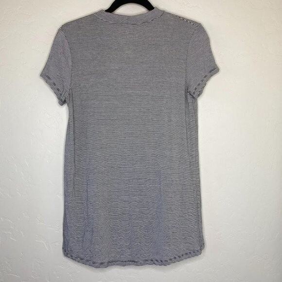American Eagle Striped Short Sleeve Top XS - Picture 7 of 8
